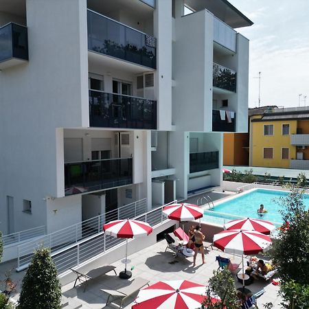 Nuovo Condominio Con Piscina E Garage Bibione Exteriér fotografie