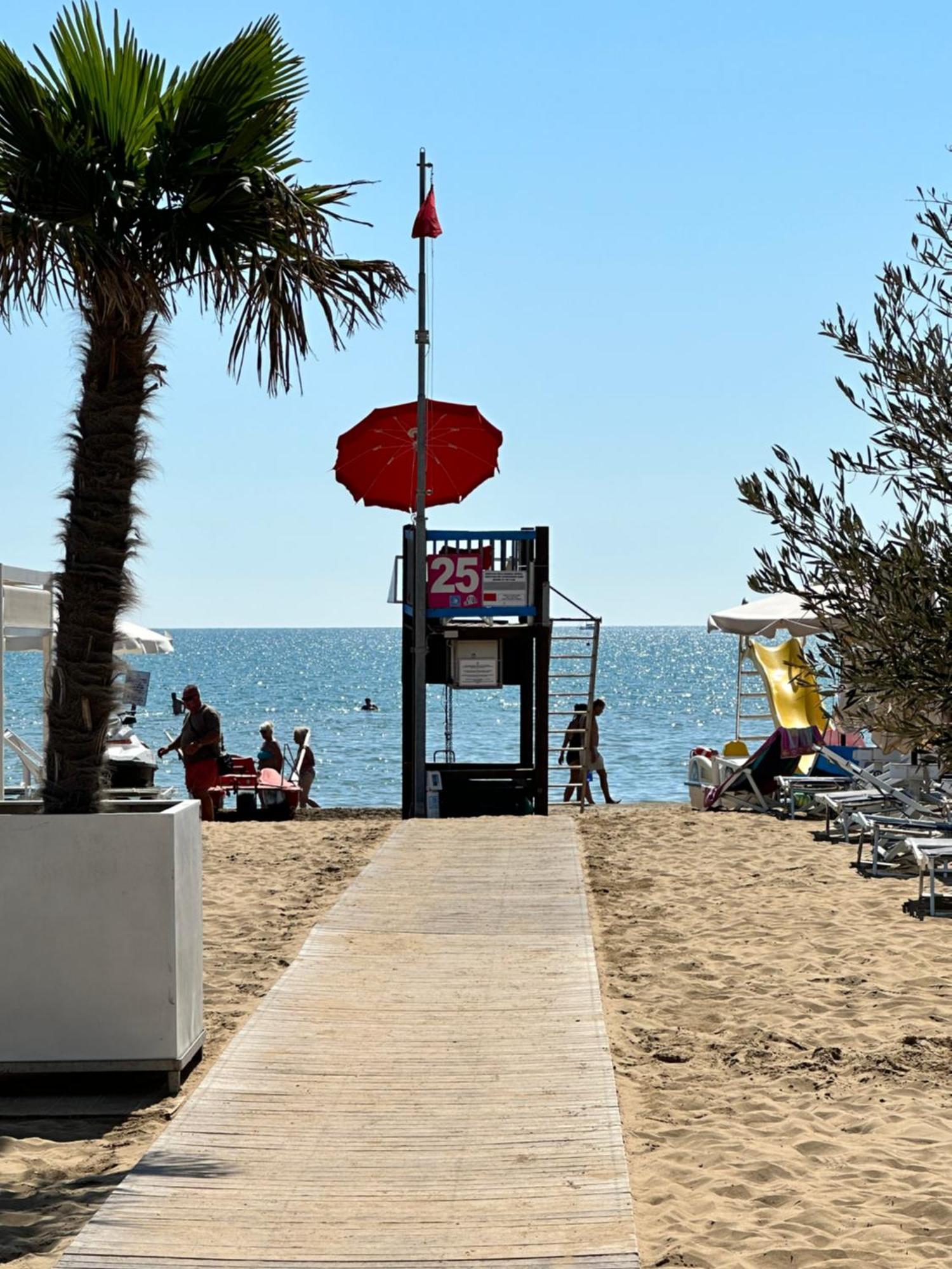 Nuovo Condominio Con Piscina E Garage Bibione Exteriér fotografie